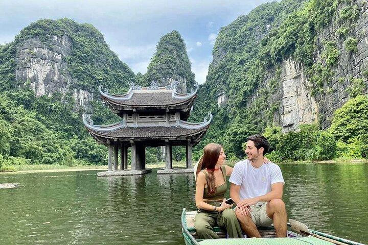 Excursion d'une journée au départ de Hanoï : Explorez Trang An et Hoa Lu Capital