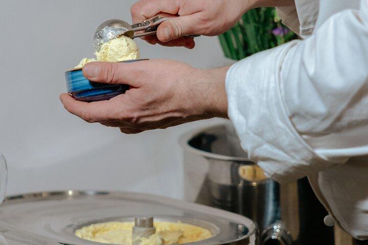 Afternoon Gelato Biscotti Making Class in Florence