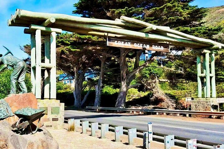 Melbourne: Great Ocean Road Luxury Coach Reverse Tour
