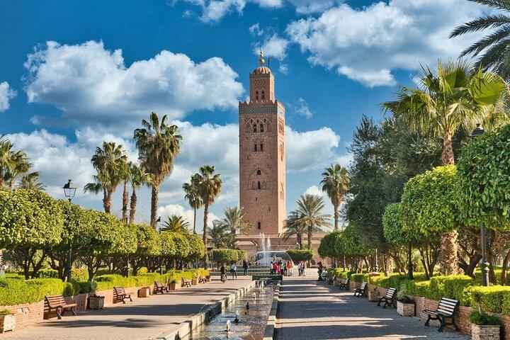 Marrakech City Tour with Anima Garden, Menara & Caleche Ride