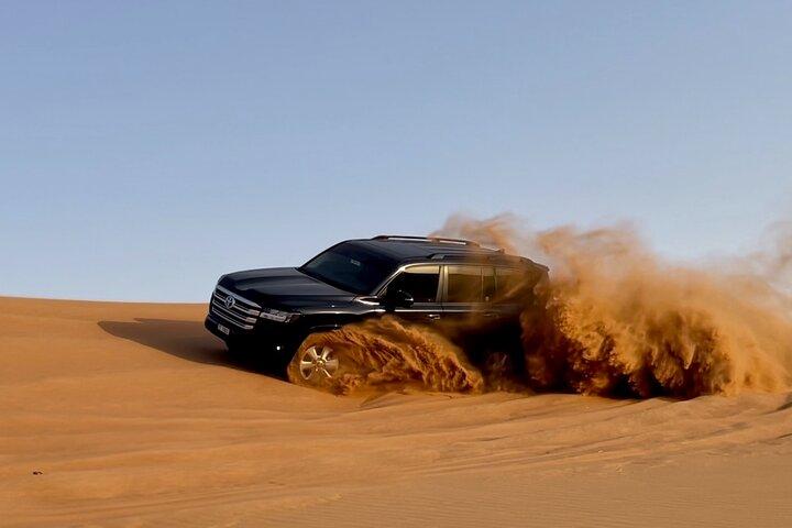 Noite Deserto Safari em Red Dunes Dubai com jantar e show