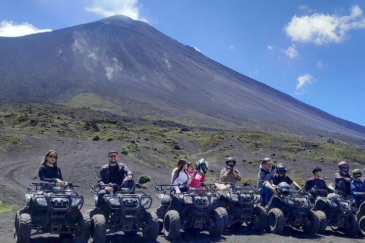 アンティグア発パカヤ火山ATVオフロードアドベンチャー