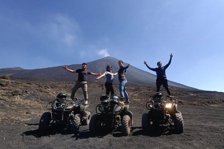 アンティグア発パカヤ火山ATVオフロードアドベンチャー