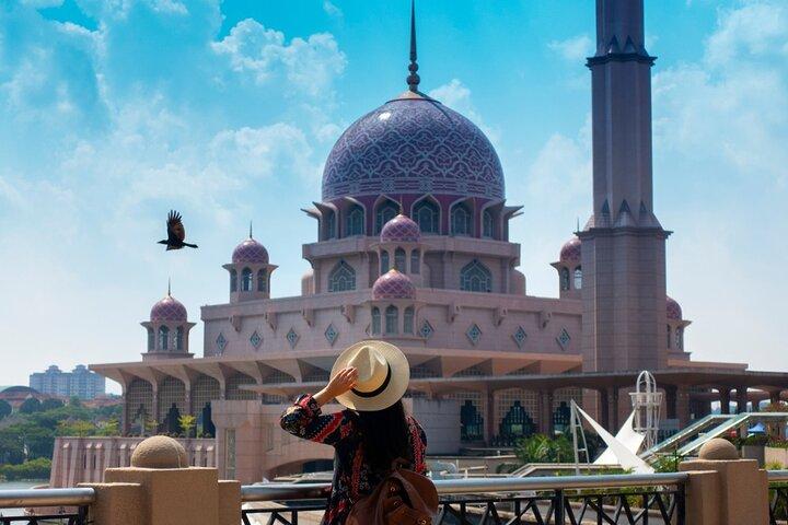 Excursion privée d'une demi-journée à Putrajaya avec croisière sur le lac