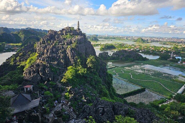 Tour di un giorno a Ninh Binh: Hoa Lu/Bai Dinh-Trang An/ Tam Coc - Grotta di Mua