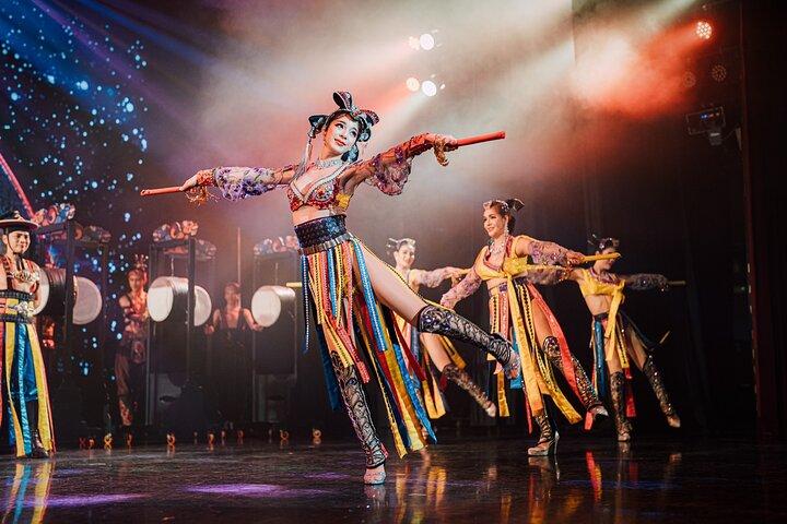 Dazzling Simon Cabaret Show em Phuket