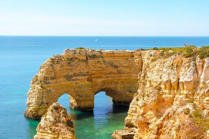 Aventura do Algarve de Lisboa com passeio de barco até Benagil Cave Tour
