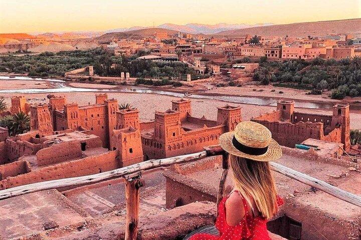 マラケシュからアイト・ベン・ハッドゥとワアルザテへの日帰り旅行