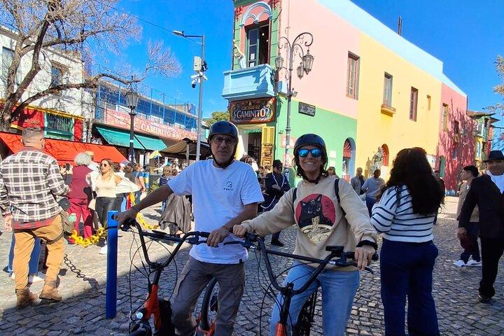 E-Scooter City Tour: Explorando Buenos Aires Norte e Sul