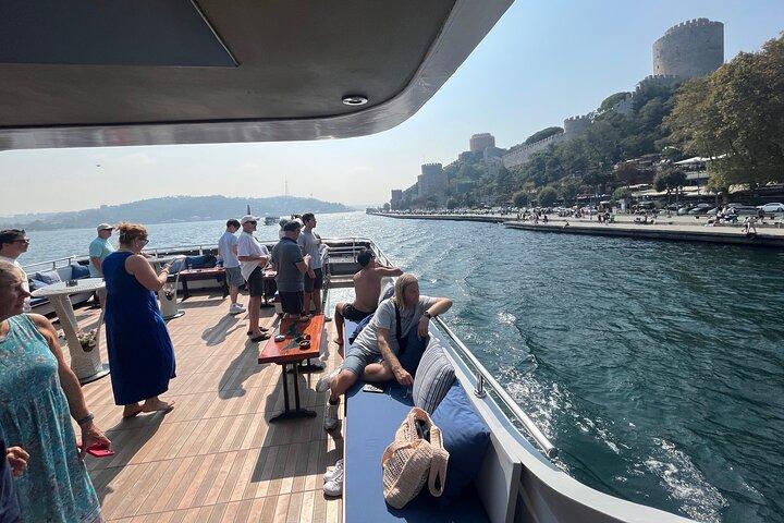 Istanbul Afternoon Bosphorus Cruise with Asian Side Stop
