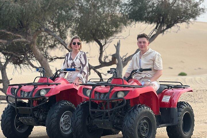Expérience de quad dans le désert à Abu Dhabi – Visite guidée