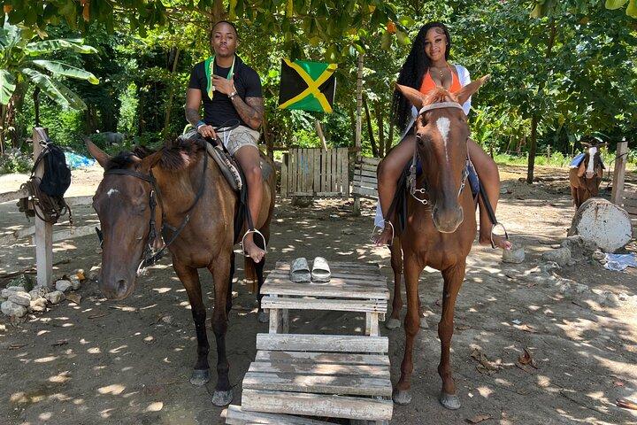 モンテゴベイホテルズからの乗馬とオーシャンスイム