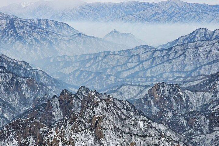 ソウル発雪岳山、エオビアイスバレー＆ナミ島ウィンターツアー