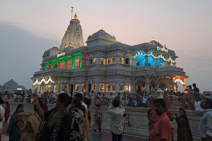 One-Day Spiritual Vrindavan Private Tour med bil (fra Delhi)