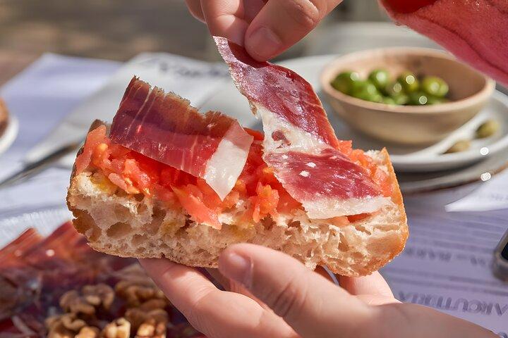 Traditionele Spaanse ontbijtervaring in Sevilla
