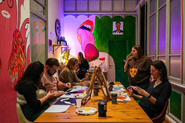Rome: Paint & Sip Experience in Piazza Navona