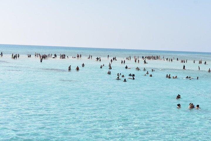 Ras Mohamed & White Island Luxus-Yacht-Trip von Sharm el Sheikh