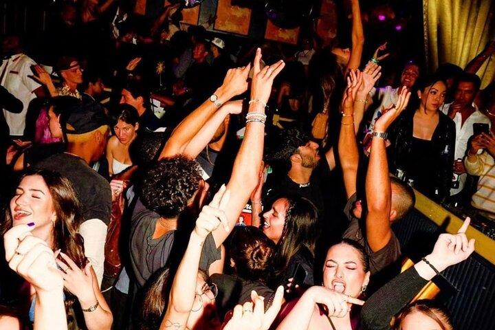 Athens bar crawl