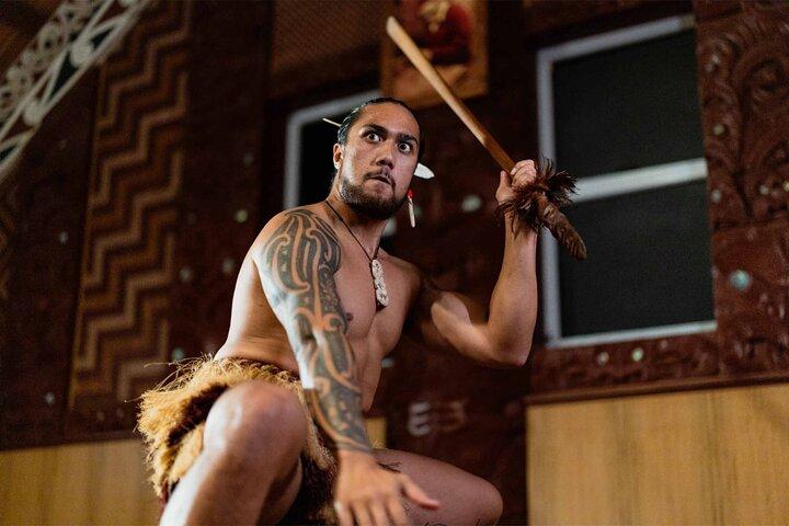 Rotorua : Te Rā Guided Experience + Haka