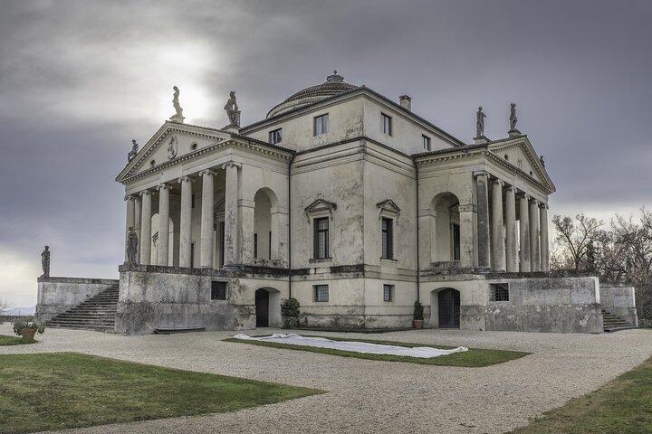 From Venice: Private Day Trip to Vicenza