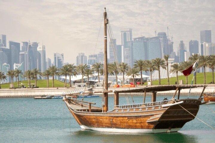 Qatar: Magical Sunset & Skyline View com o tradicional Dhow Cruise
