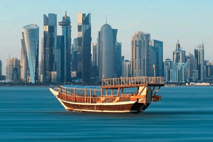 Qatar: Magical Sunset & Skyline View com o tradicional Dhow Cruise