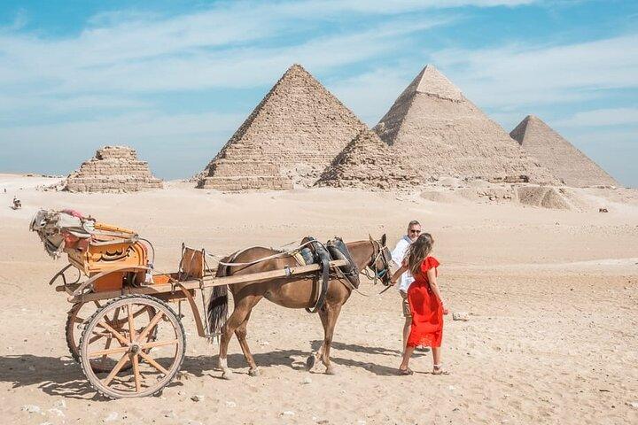 Kairo Tagestour zu Pyramiden, Sphinx und Museum mit Mittagessen