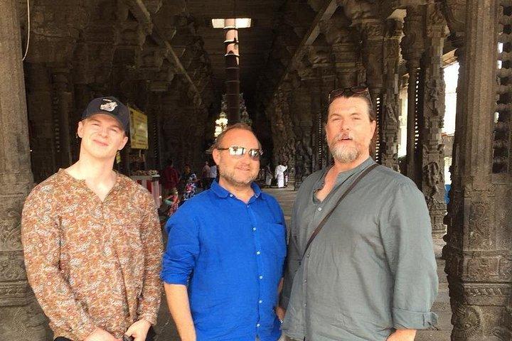 南インドの寺院を越えてバンガロール