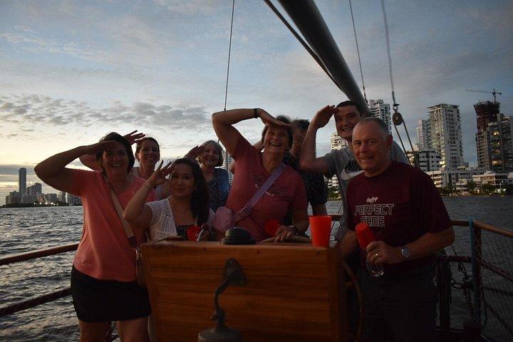 Luxury Cartagena Sunset Pirate ship Adventure, Cannon Show&Drinks