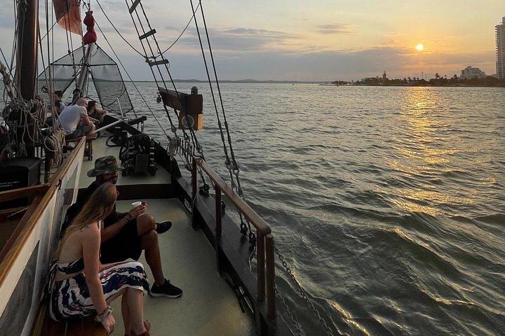 Luxury Cartagena Sunset Pirate ship Adventure, Cannon Show&Drinks