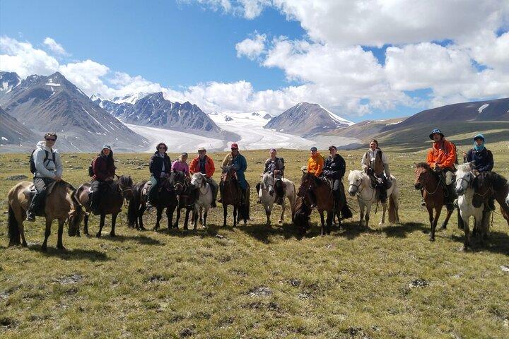 Excursão de 6 dias pela Mongólia Ocidental Tavan Bogd National Park