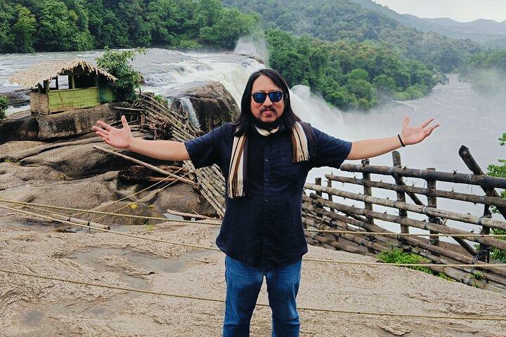 Athirappilly Falls & Cherai Beach Bliss - Fuga de um Dia de Kochi