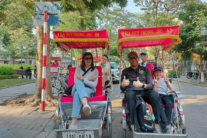 Tour privado en bicicleta por Hanói : Explora el casco antiguo Cultura y encanto