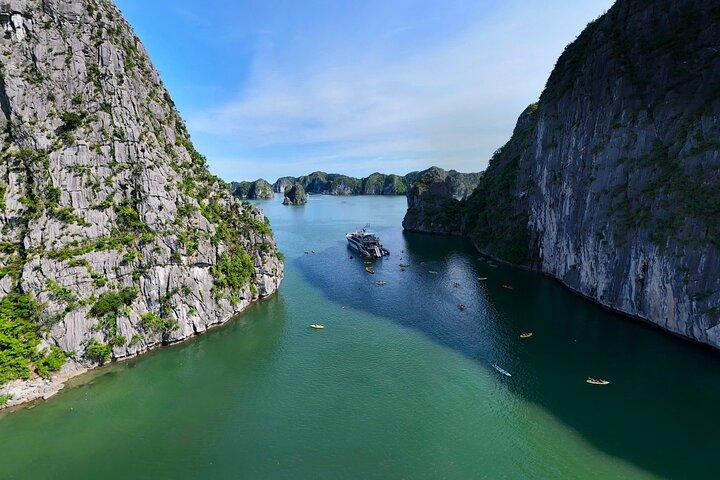 Oplev den mest luksuriøse Lan Ha Bay Cruise, Viet Hai cykling