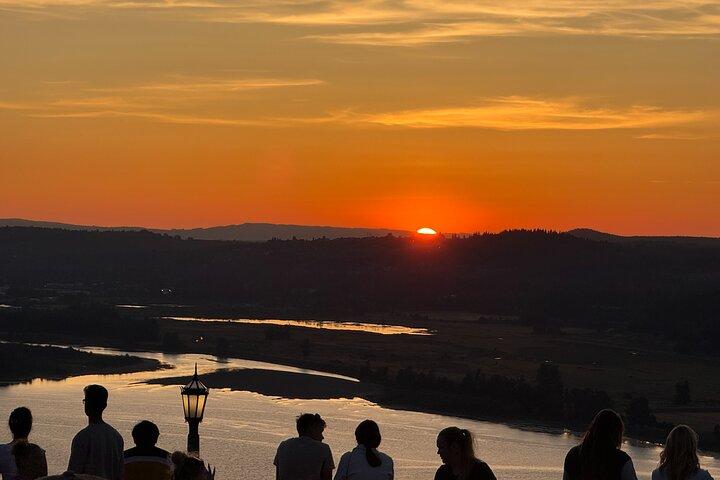 Sonnenuntergangstour zu den Multnomah Falls plus Vista House und anderen Wasserfällen
