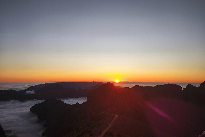 Madeira Sunset em Pico do Arieiro e PR1 Escada para o Céu
