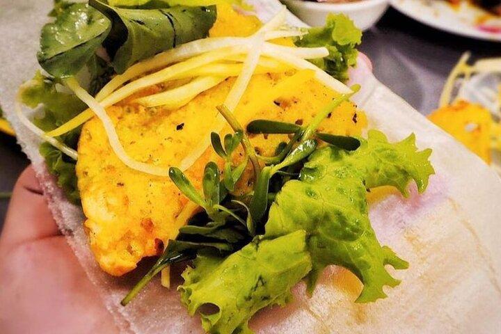 Da Nang Michelin Selected Street Food Tour with Local Guide