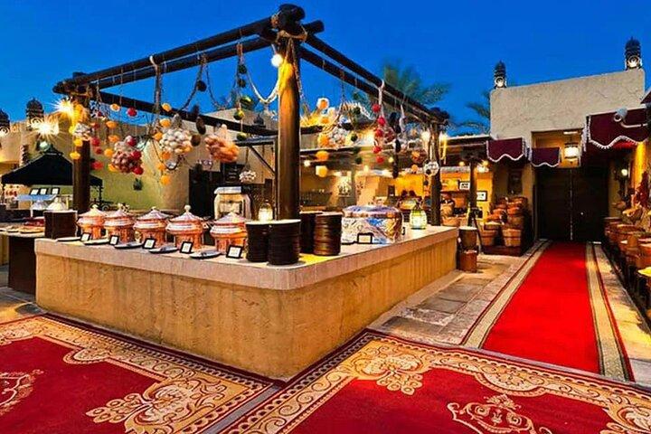 Bab Al Shams Diner en Exclusief Woestijn Safari Avontuur