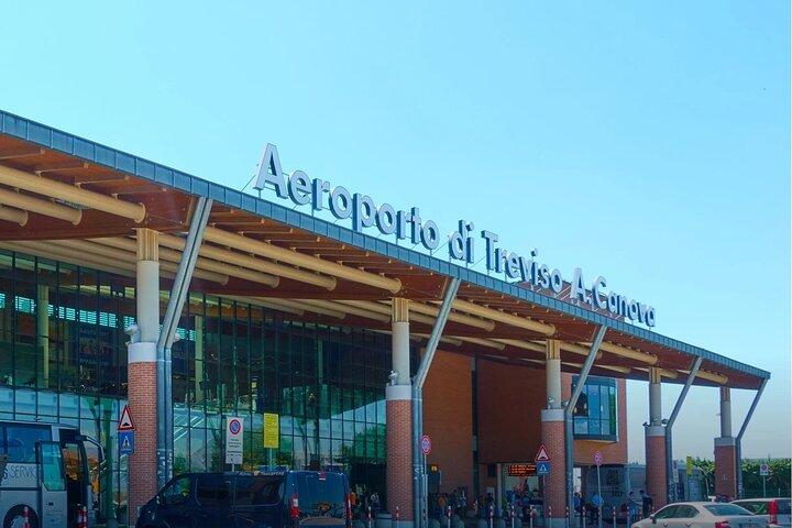 Transfer from Treviso Airport to Venice