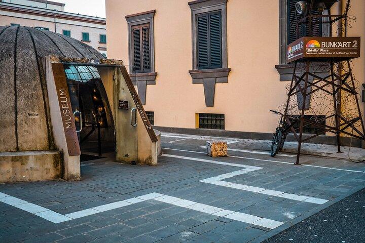 Il passato comunista di Tirana; tour a piedi per piccoli gruppi
