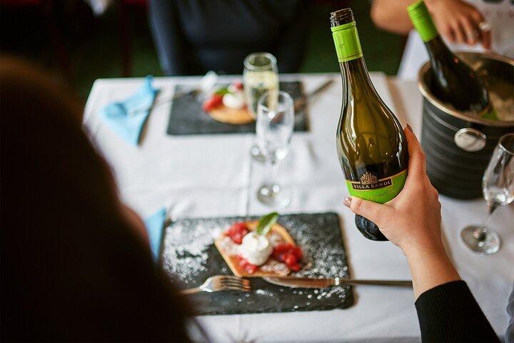 Bottenlös brunch och kryssning med Prosecco i Budapest