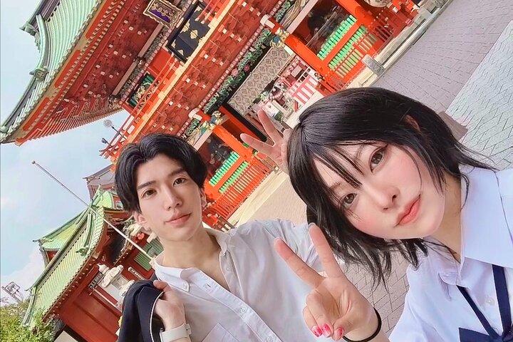 日本語学生服で秋葉原を散策