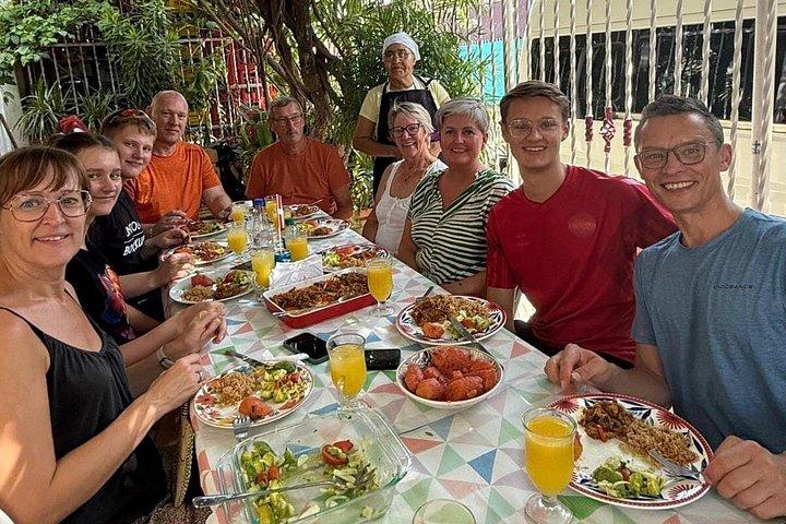 Cooking Class 4 Hours with a local Mom in Cartagena