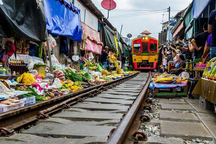 Ontwerp je eigen Bangkok-ervaring in een privé SUV-tour