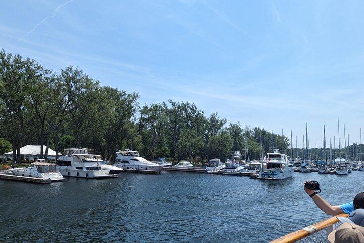 60 - Minutos Toronto Sightseeing Harbour Tour