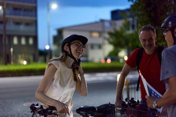 Oplev Kyoto Gion på nat E-bike tur