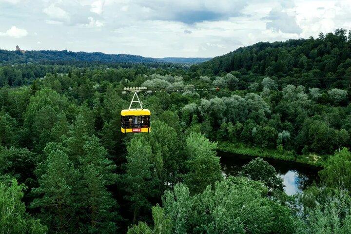Sigulda slott, grottor och linbaneäventyr