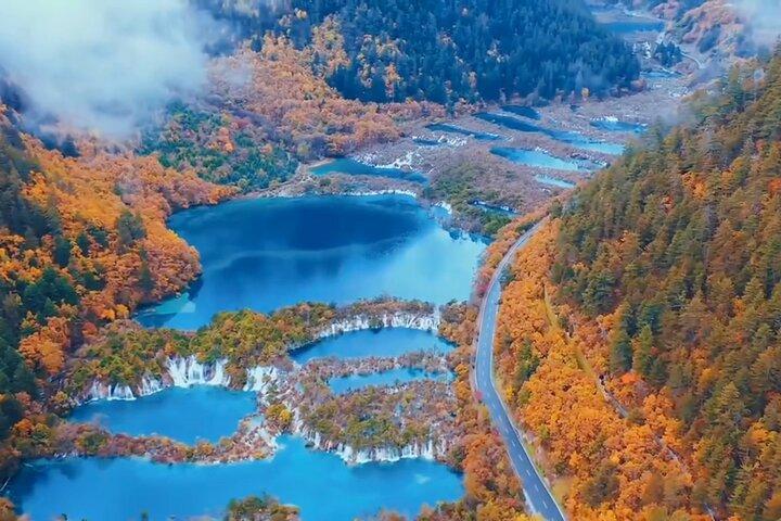 Zona escénica de Jiuzhaigou 5A y zona escénica de Huanglong 5A