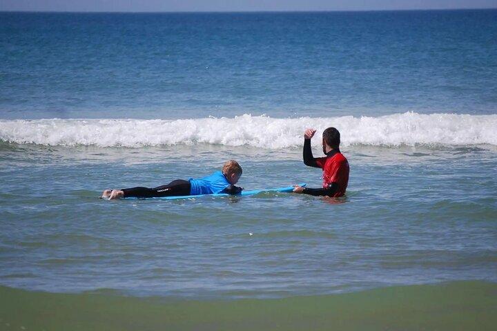 Privater Surfkurs in Albufeira mit einem einheimischen Lehrer