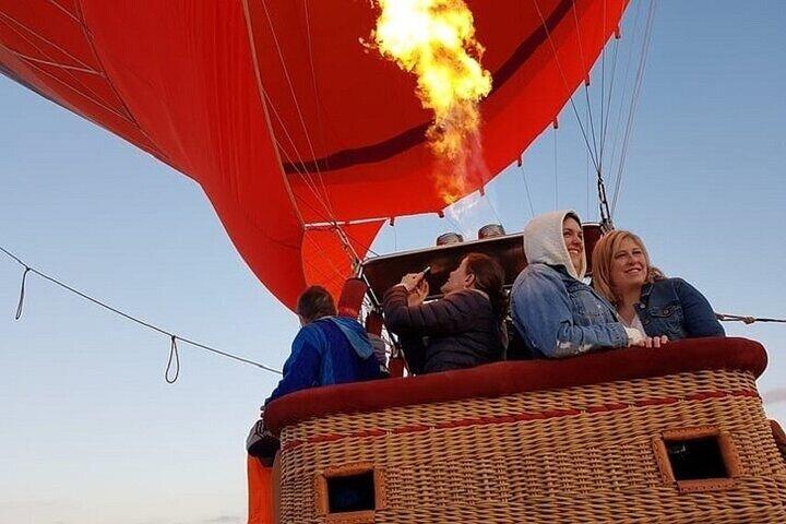 Experimente Hot Air Balloon Fly & Berber Breakfast - Marraquexe